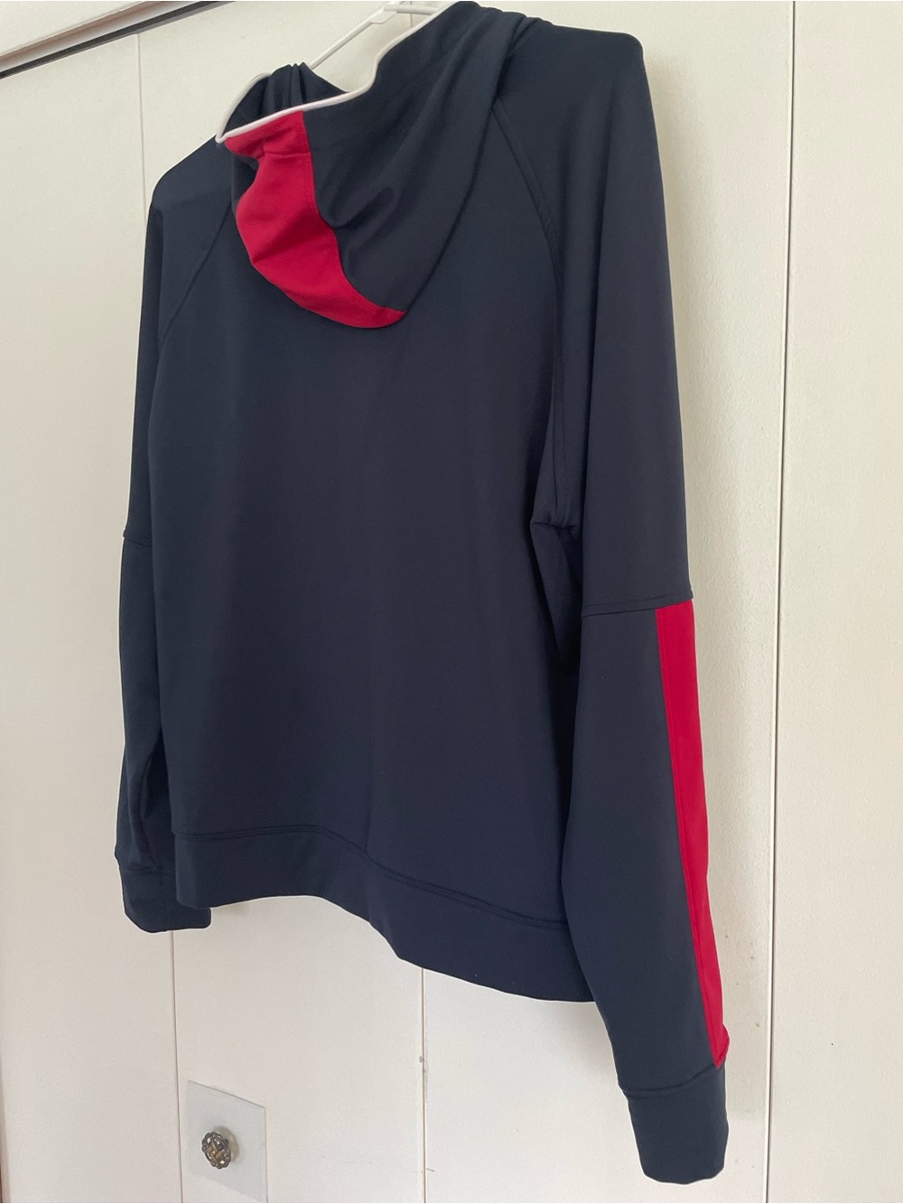 Women’s XL Nike Training Dri-Fit Navy/Red Hooded Jacket - Picture 11 of 11